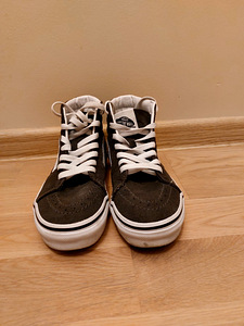 Детская обувь VANS (3 фото из 3)