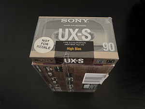 SONY UX 90 (3 фото из 3)