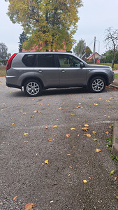 Nissan x-trail 11.2011 г (3 фото из 9)