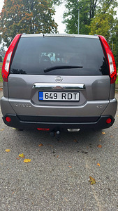 Nissan x-trail 11.2011 г (4 фото из 9)