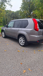 Nissan x-trail 11.2011 г (5 фото из 9)
