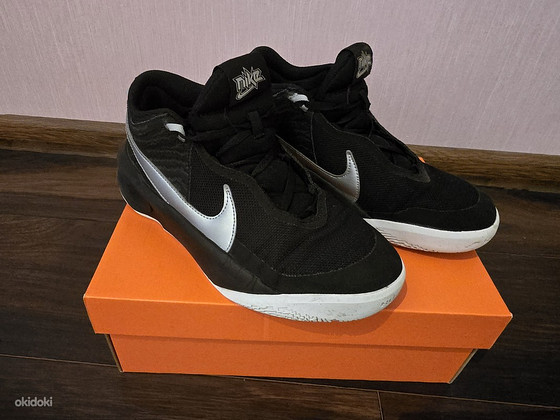Кроссовки для баскетбола Nike