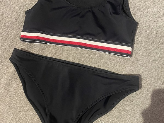 Tommy Hilfiger ujumisriiete komplekt, suurus 14-16 a