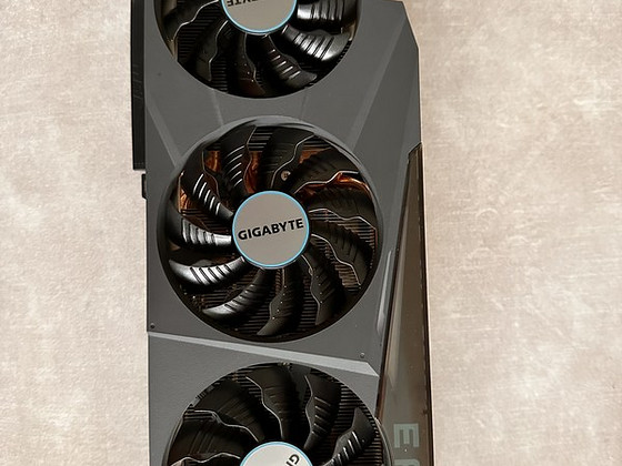 Видеокарта RTX 3080 Eagle 10 GB.