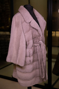 New mink fur (6 foto / 7)