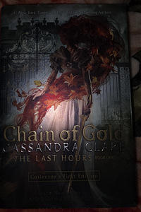 Chain of Gold от Cassandra Clare - Коллекционное первое издание (1 фото из 2)