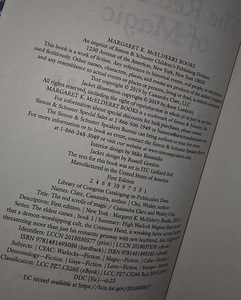 The Red Scrolls of Magic by Cassandra Clare (2 foto / 2)