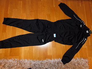 Poiste dress JAKO nr.140, uus (1 foto / 7)