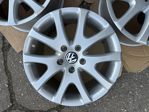 19" Volkswagen Touareg originaalveljed 5x130 (sobib ka Q7) (2 foto / 7)