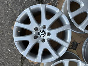 19" Volkswagen Touareg originaalveljed 5x130 (sobib ka Q7) (3 foto / 7)