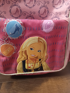 Рюкзак Barbie на колесах. (4 фото из 6)