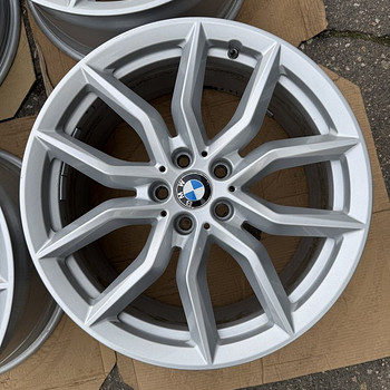 19" BMW X5/X6 style 734 originaalveljed 5x112 + andurid