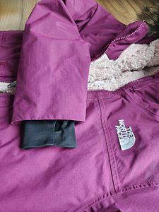 THE NORTH FACE ДЕТСКАЯ АРКТИЧЕСКАЯ ПАРКА ДЛЯ ДЕВОЧЕК (2 фото из 7)