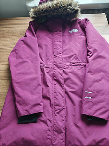 THE NORTH FACE ДЕТСКАЯ АРКТИЧЕСКАЯ ПАРКА ДЛЯ ДЕВОЧЕК (6 фото из 7)