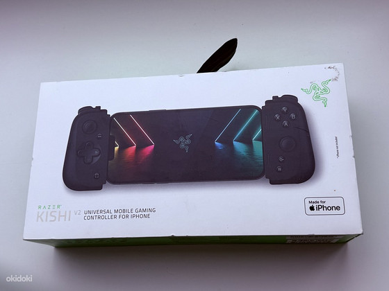 Razer Kishi V2 for iPhone Mobile Gaming Controller