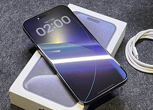 iPhone (2 фото из 3)