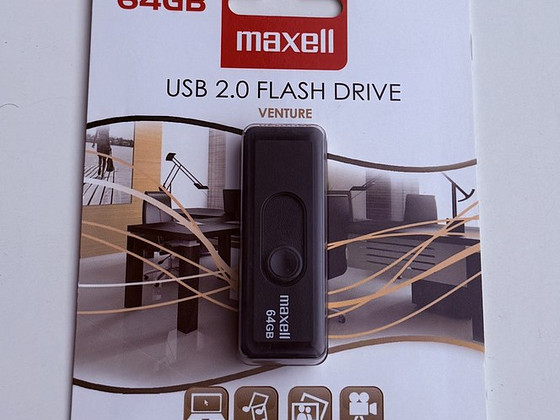 Maxell Venture Flash Drive USB 2.0 64GB