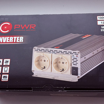 PWR Inverter 12V-230V 1000W