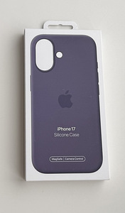 Apple iPhone 17 Silicone Case with Magsafe , Purple Fog (1 foto / 2)