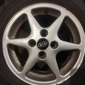Зимняя резина на литых дисках 14 KIA Picanto