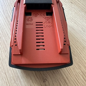 HILTI aku 22V 4Ah