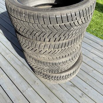 215/50R19 GoodYear Ultragrip Ice 2 plus