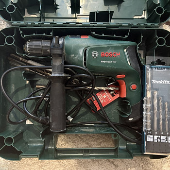 Ударная дрель Bosch Easyimpact 600