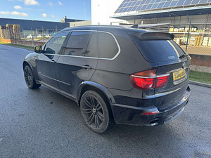 BMW x5 varuosadeks (3 foto / 10)