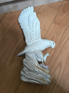 Keraamilised ja metallist figuurid (7 foto / 10)