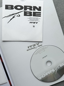 Itzy Born to be (3 foto / 5)