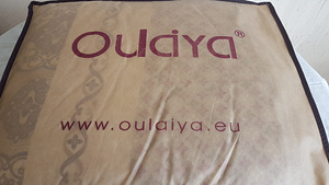 Покрывало и наволочки. Плед. (4 фото из 9)