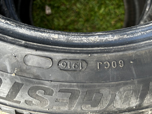 Erilaiusega Bridgestone Noranza naelrehvid (2 foto / 10)
