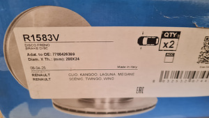 RENAULT ESIMESED PIDURIKETTAD 2tk (1 foto / 2)