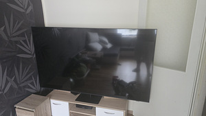 75" Ultra HD QLED-teler Samsung (1 foto / 4)
