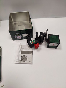 Laser Bosch Quigo Red + Tarvikud + Karp (2 foto / 5)