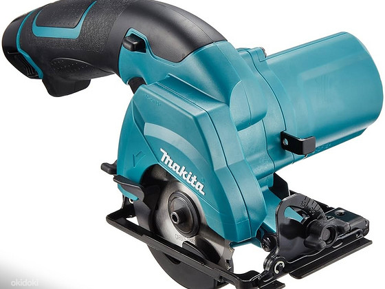 Циркулярная пила Makita hs300D + АКБ 3шт