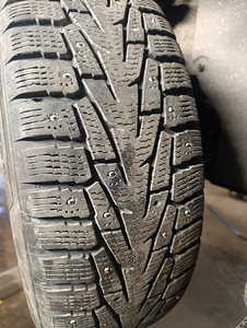 Veljed r 16 KIA, rehvid Nokian Hakkapeliitta 215*70 (7mm) (2 foto / 5)