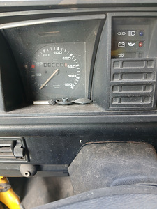 VW Transporter (5 фото из 6)