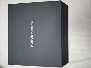 Honor Magic V2 (5 фото из 5)