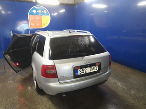Audi A6 C5 Avant (2 фото из 7)