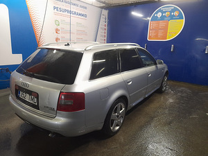 Audi A6 C5 Avant (4 фото из 7)