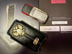 Vertu Ascent Monza Limited Edition 351 -1000 (9 foto / 10)