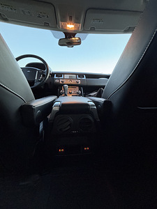 Range Rover Sport (9 фото из 13)
