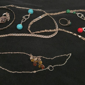 Серебряные изделия Лот 25