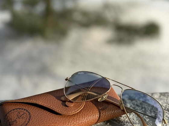Päikeseprillid RAY BAN