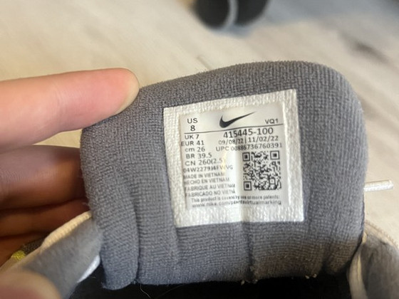 Кроссовки Nike