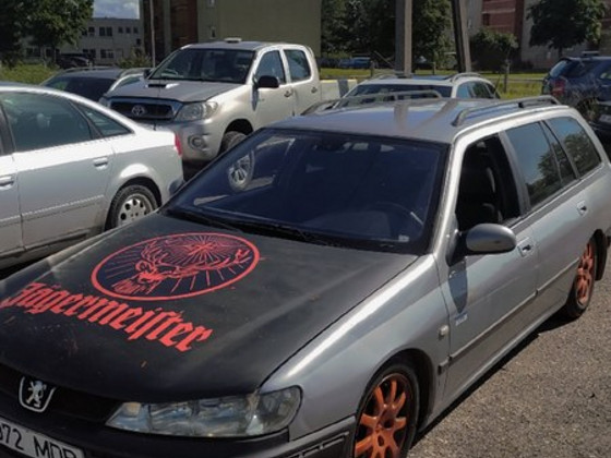 Peugeot 406