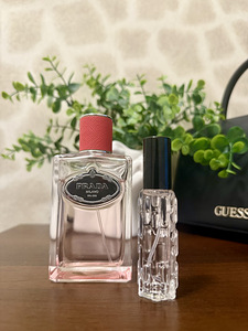 Prada Infusion de Rhubarbe Eau de Parfum (1 foto / 1)