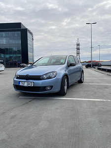 Volkswagen Golf 6 (1 фото из 15)