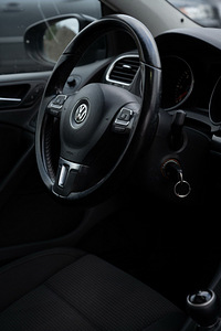 Volkswagen Golf 6 (5 фото из 15)